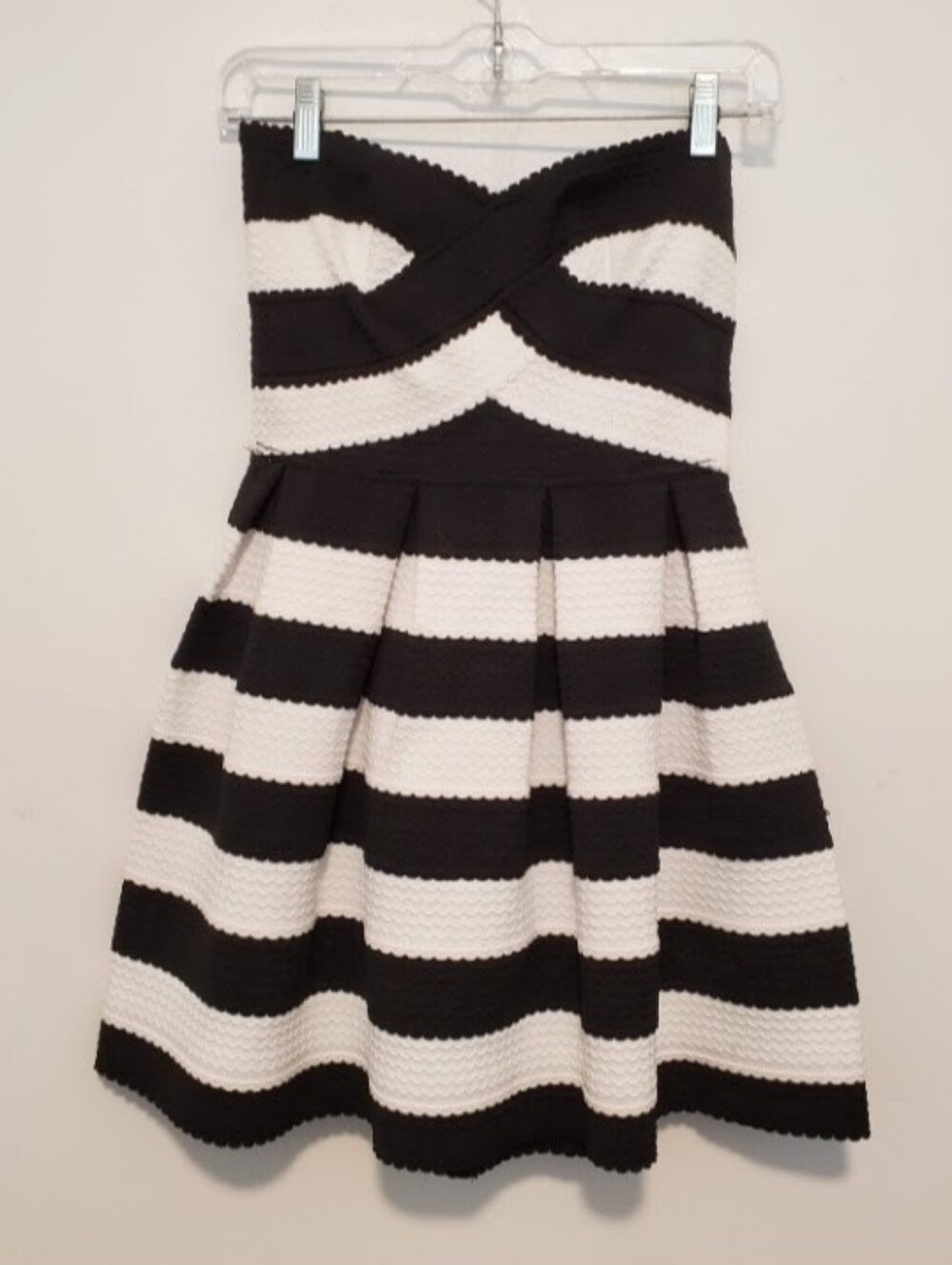 SANS SOUCI Black White Stripe Dress Bandage Sweetheart Sz S Fit & Flare Mini NWT